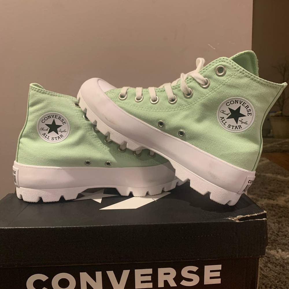 Converse CTAS Lugged Hi tops Women’s US size 6 Neo Mint/White/Black